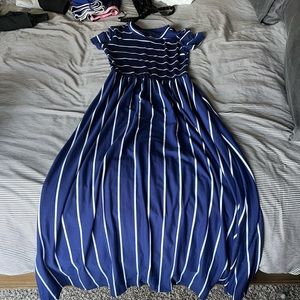 Womens maxi dress size unknown brand